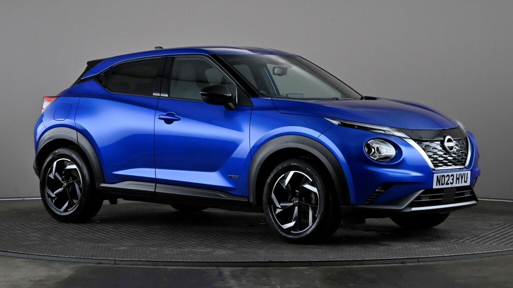 Nissan Juke 1.6 Hybrid N-connecta Blue