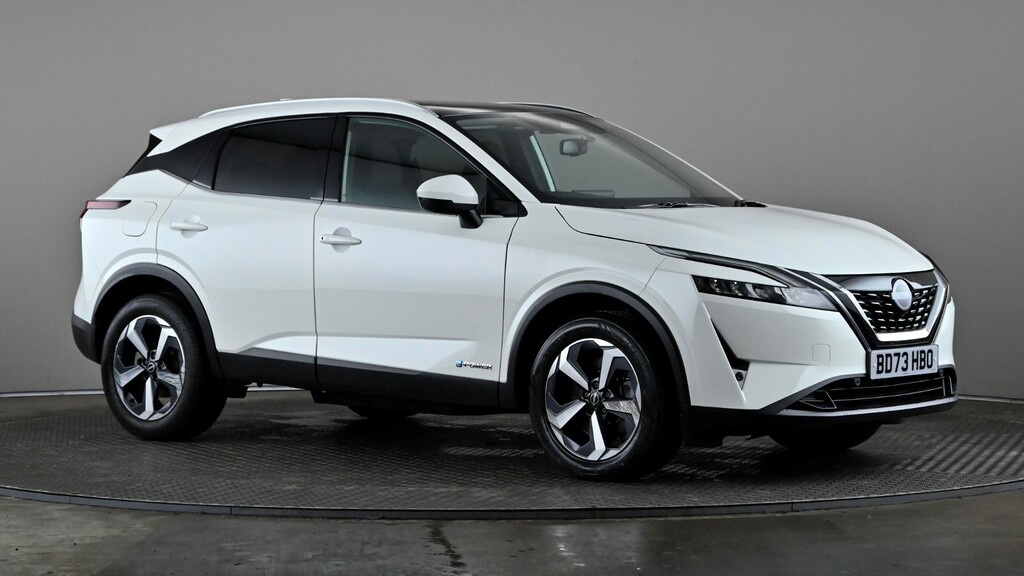 Nissan Qashqai 1.5 E-power N-connecta Glass Roof White