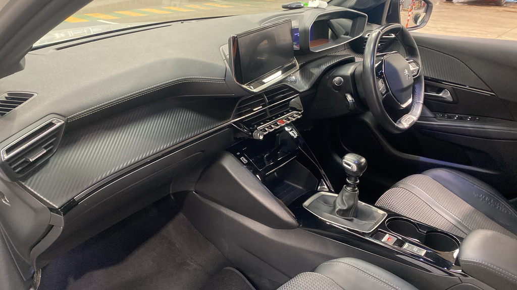 Peugeot 208 1.5 Bluehdi 100 Gt White #6