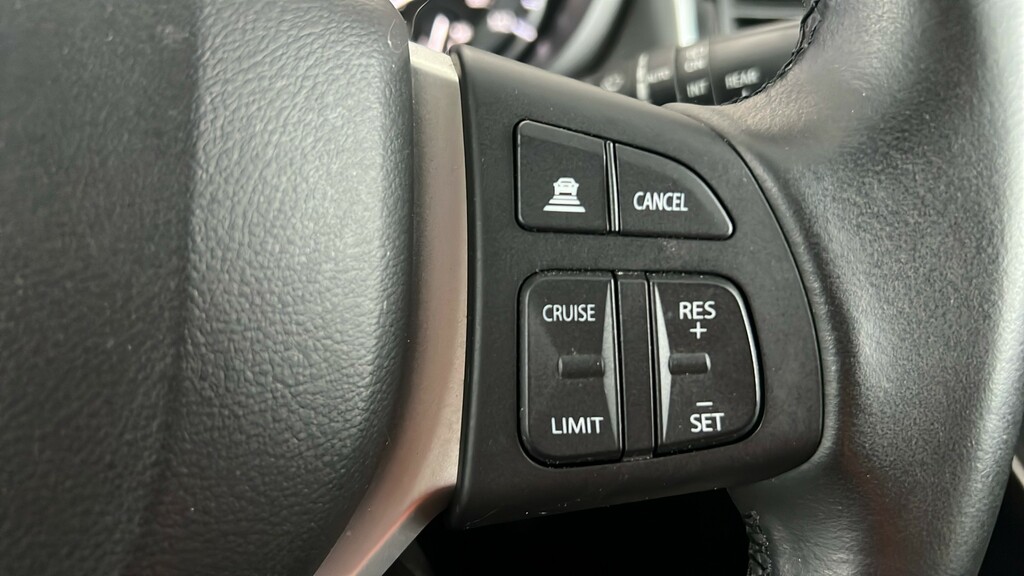 Suzuki S Cross Motion Black #23