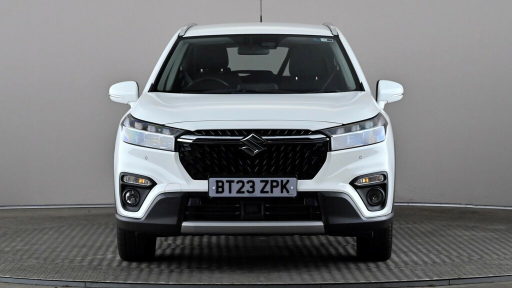 Suzuki S Cross 1.4 Boosterjet 48V Hybrid Motion White #2