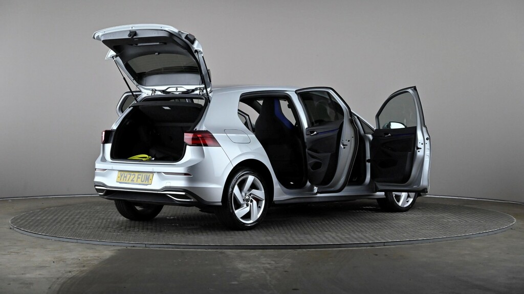 Volkswagen Golf Life Black #12