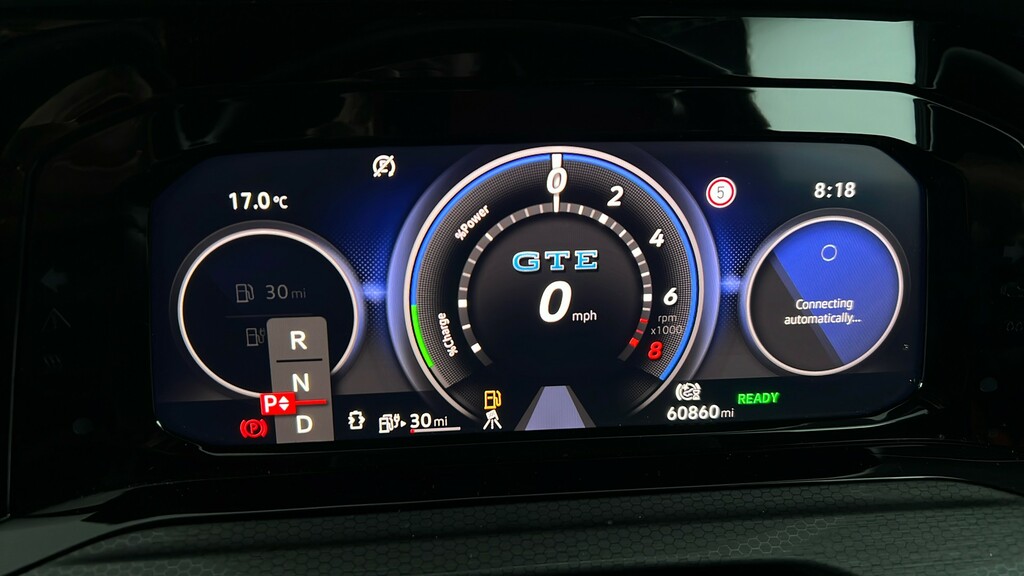 Volkswagen Golf Life Black #15