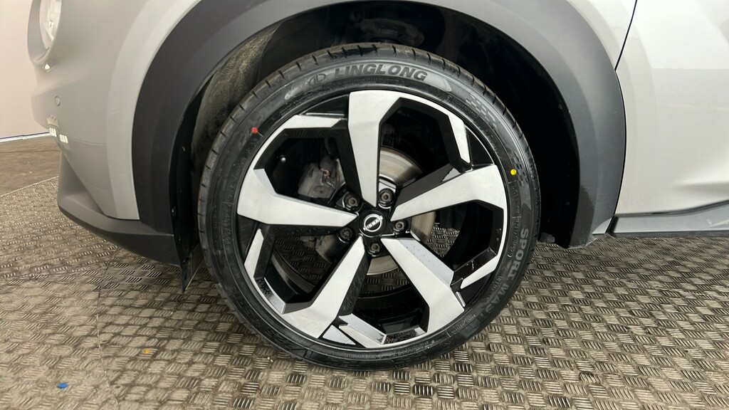 Nissan Juke Tekna Grey #18