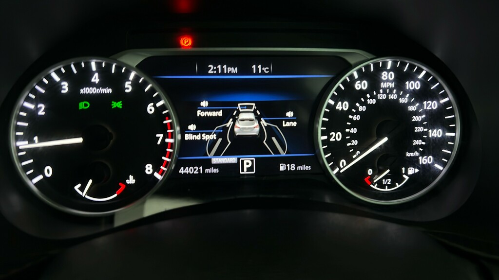 Nissan Juke Tekna Grey #17