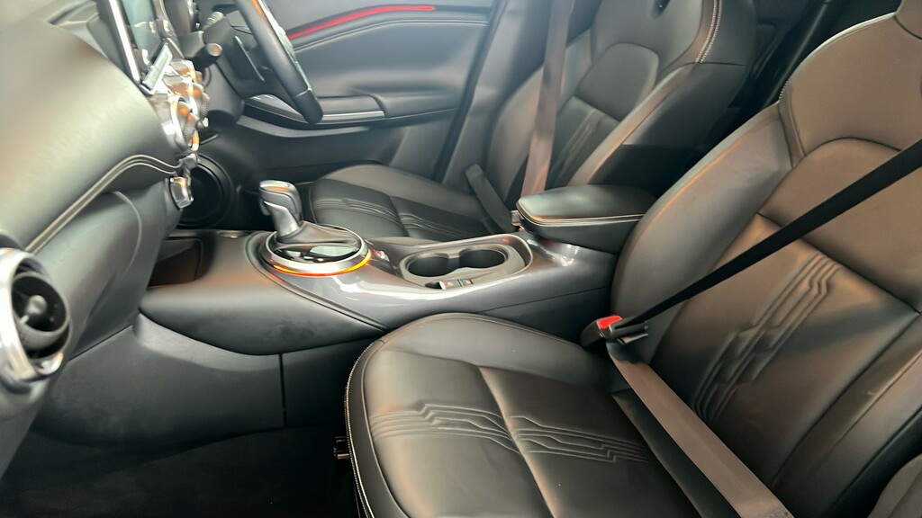 Nissan Juke Tekna Grey #15