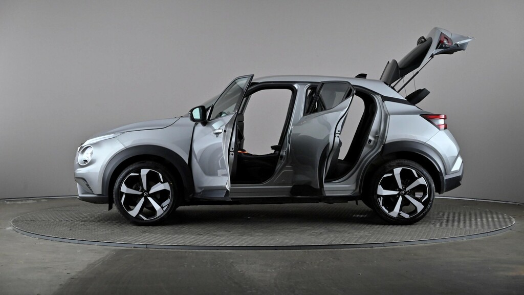 Nissan Juke Tekna Grey #8