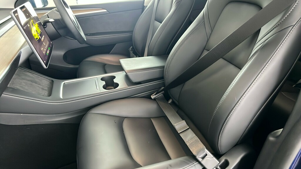 Tesla Model Y Suv Rwd White #17