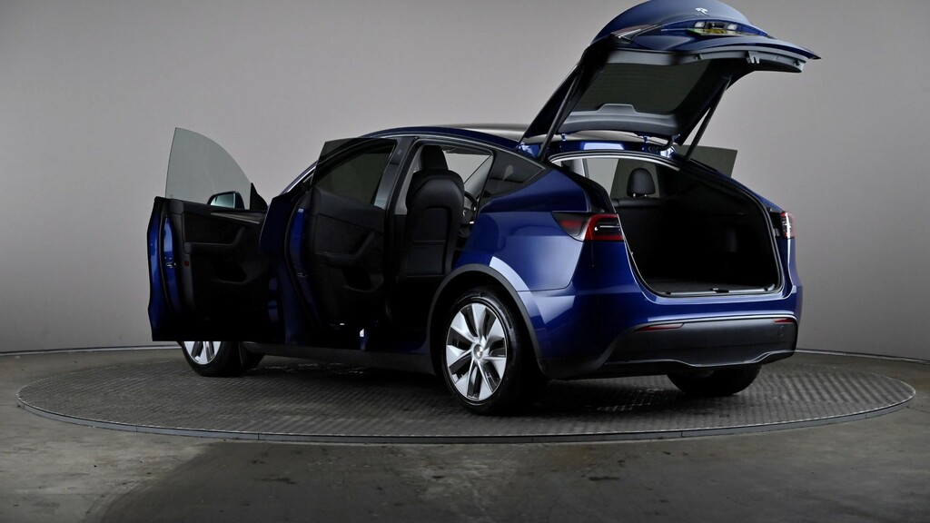 Tesla Model Y Suv Rwd White #10