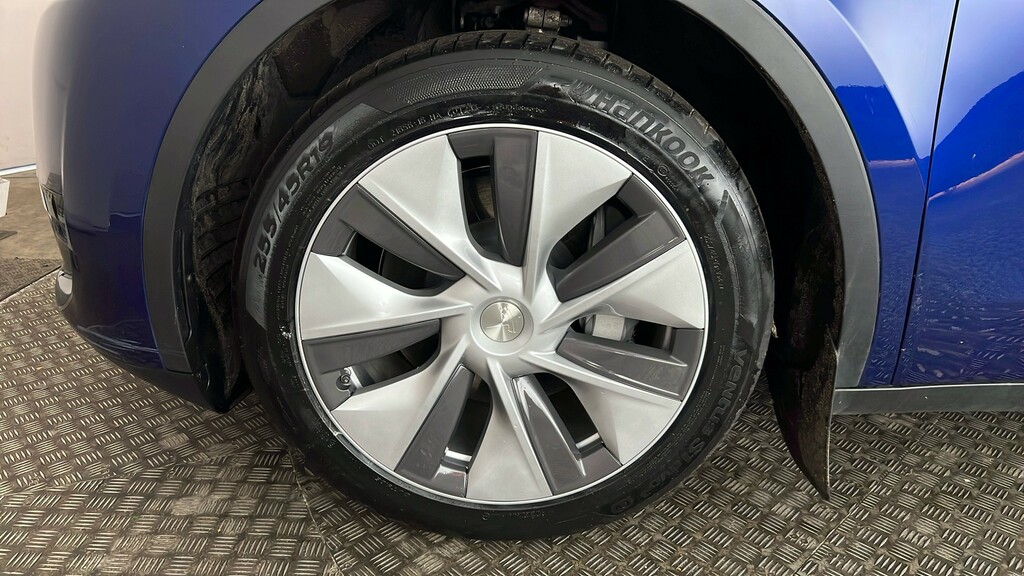 Tesla Model Y Suv Rwd White #19