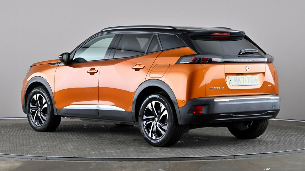Peugeot e-2008 100Kw Gt 50Kwh Orange #4
