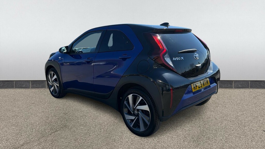 Toyota Aygo X 1.0 Vvt-i Edge Blue #3