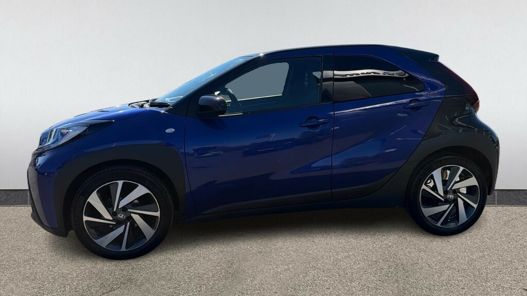 Toyota Aygo X 1.0 Vvt-i Edge Blue #2
