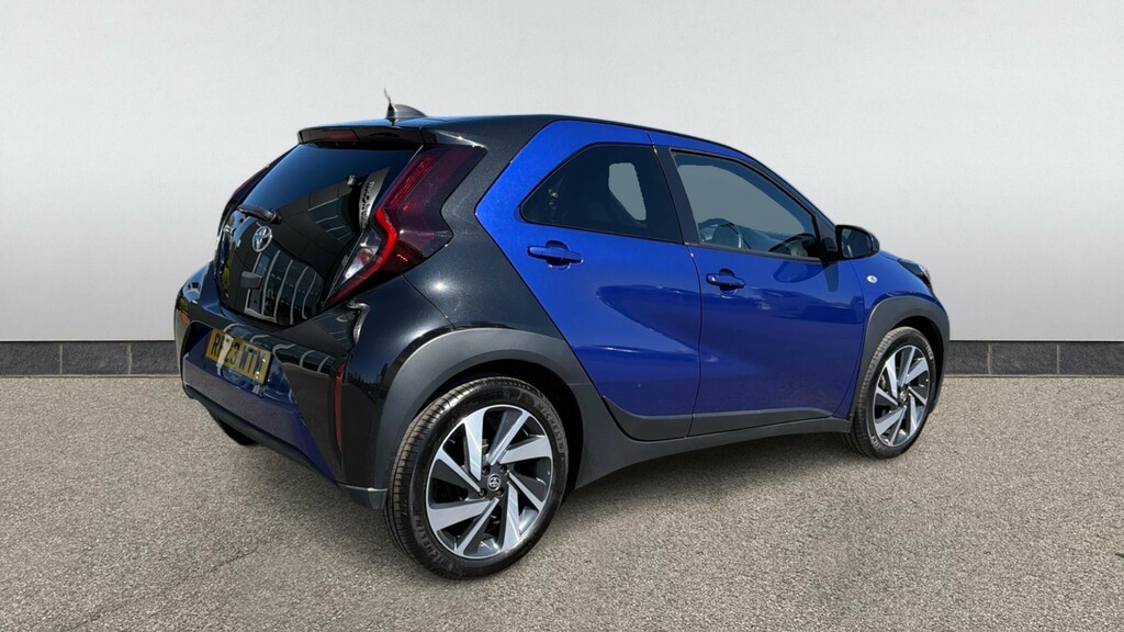 Toyota Aygo X 1.0 Vvt-i Edge Blue #5