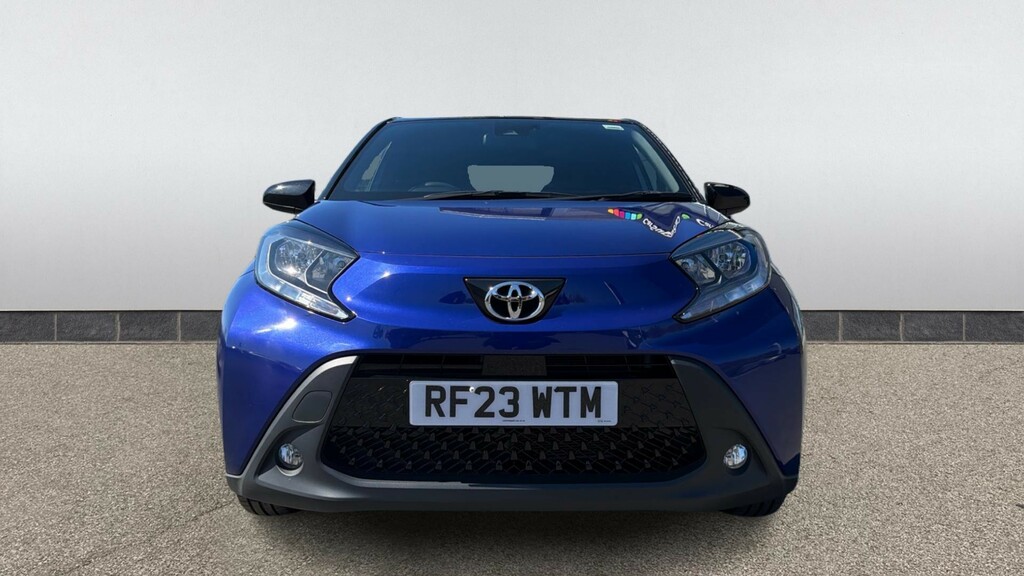 Toyota Aygo X 1.0 Vvt-i Edge Blue #4