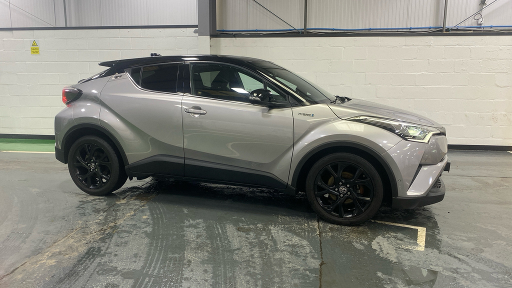 Toyota C-Hr 1.8 Hybrid Dynamic Cvt Silver #3