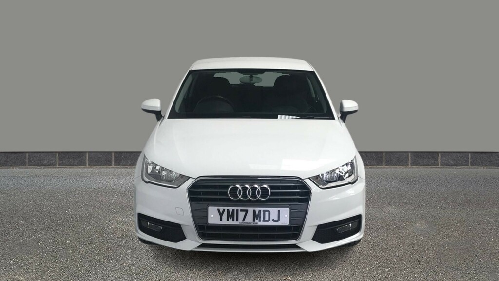 Audi A1 1.0 Tfsi Sport White #2