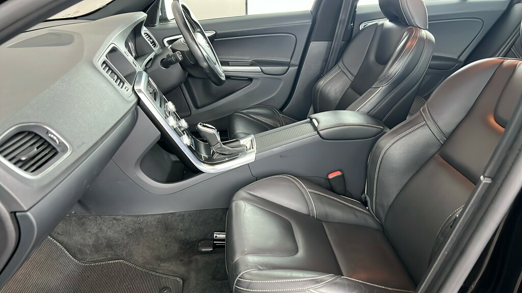 Volvo S60 2.0 D4 Se Lux Blue #17