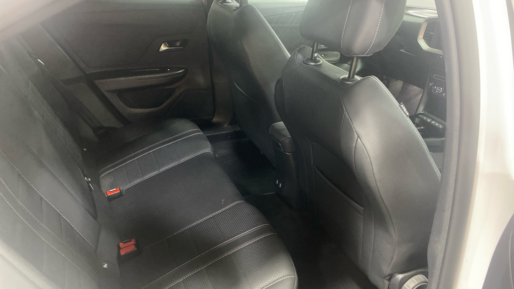 Vauxhall Mokka-e 100Kw Ultimate 50Kwh White #5