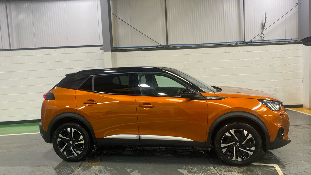 Peugeot e-2008 100Kw Gt 50Kwh Orange #3