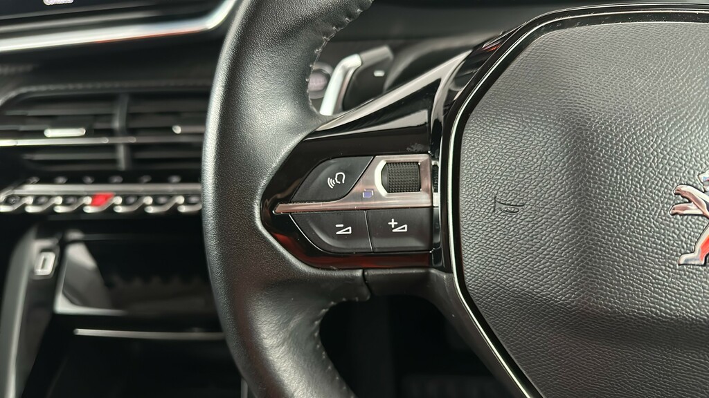 Peugeot 2008 2008 Gt Ev Orange #30