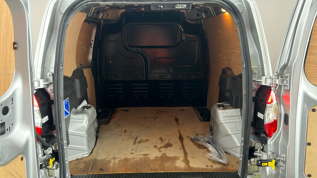 Ford Transit Courier 1.5 Tdci 100Ps Limited Van 6 Speed Air Conditioni Grey #21