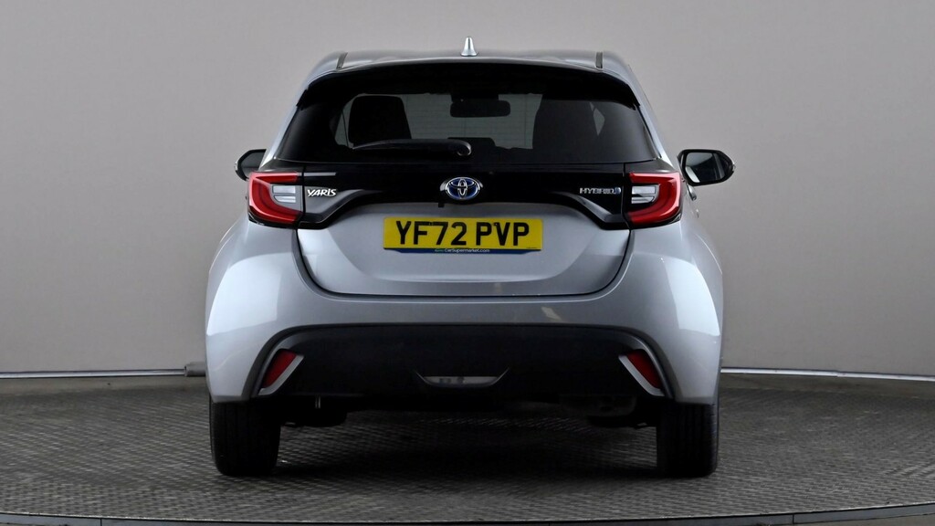Toyota Yaris 1.5 Hybrid Design Cvt YF72PVP Silver #5