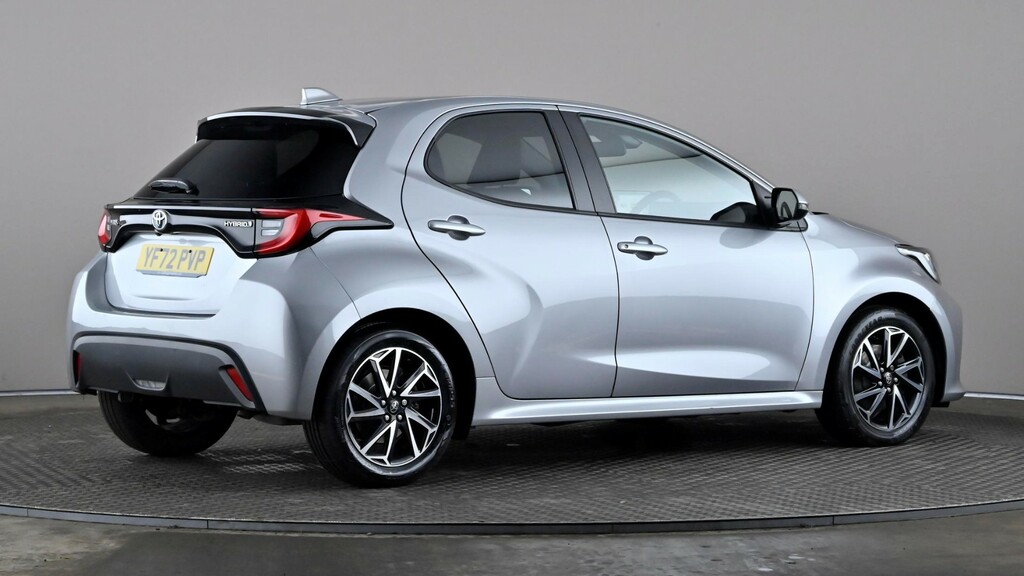 Toyota Yaris 1.5 Hybrid Design Cvt YF72PVP Silver #6
