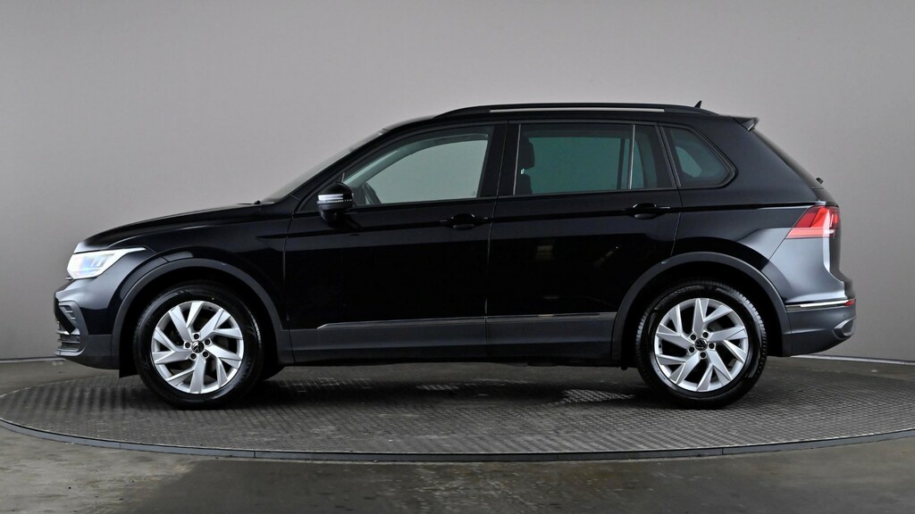 Volkswagen Tiguan 1.5 Tsi 150 Life Black #3