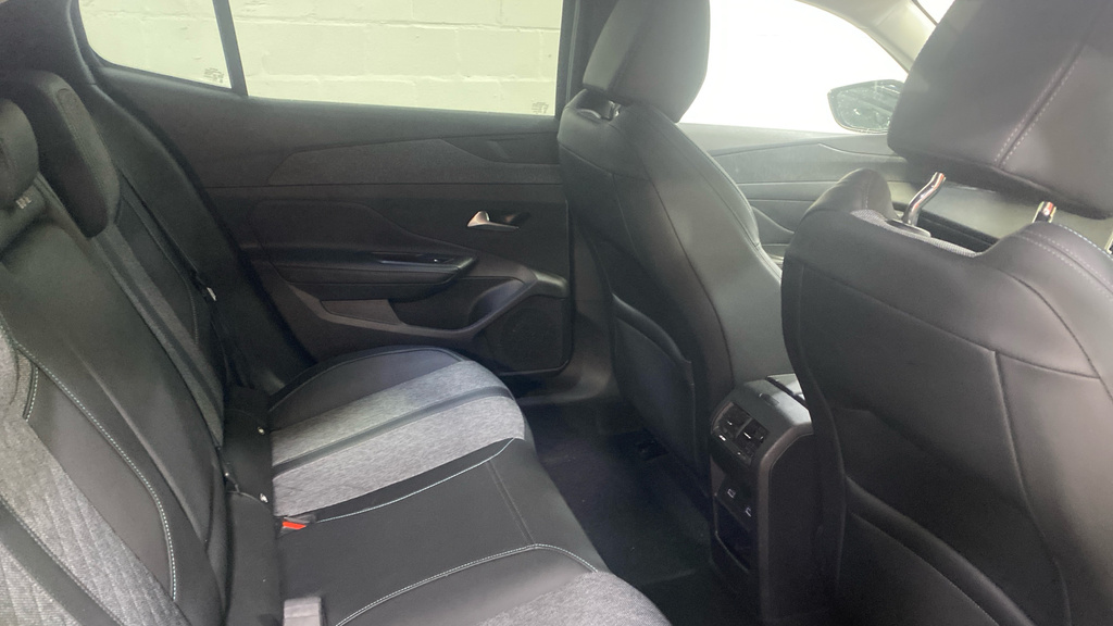 Peugeot 408 1.2 Puretech Allure Premium Eat8 Blue #5