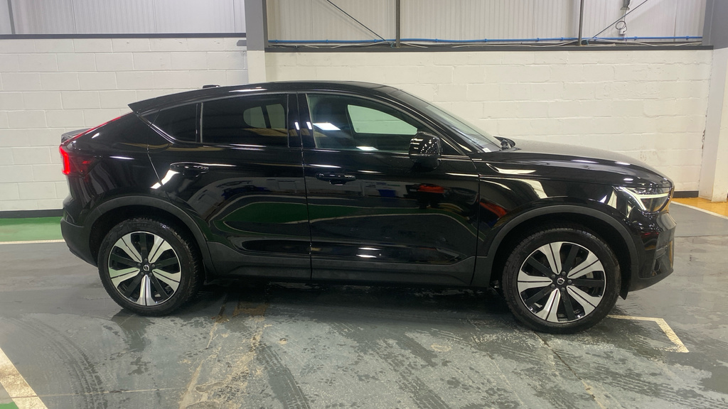 Volvo C40 170Kw Recharge Core 69Kwh Black #2
