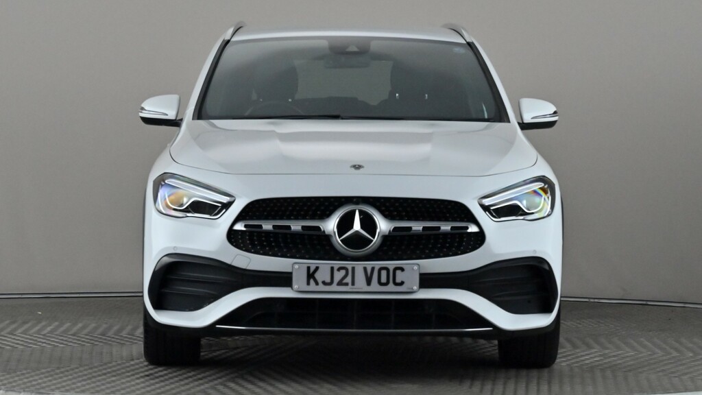 Mercedes-Benz GLA Class Gla 200D Amg Line Executive KJ21VOC White #2