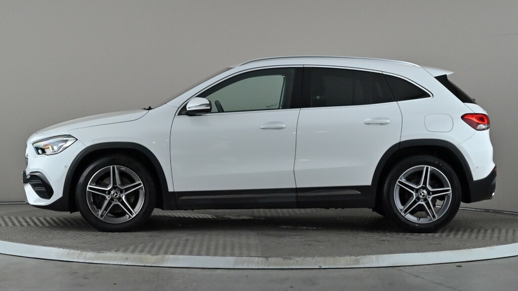 Mercedes-Benz GLA Class Gla 200D Amg Line Executive KJ21VOC White #3