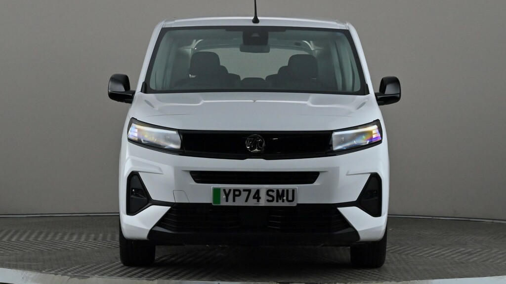 Vauxhall Combo-e Life 100Kw Design XL 52Kwh 7 Seat White #2