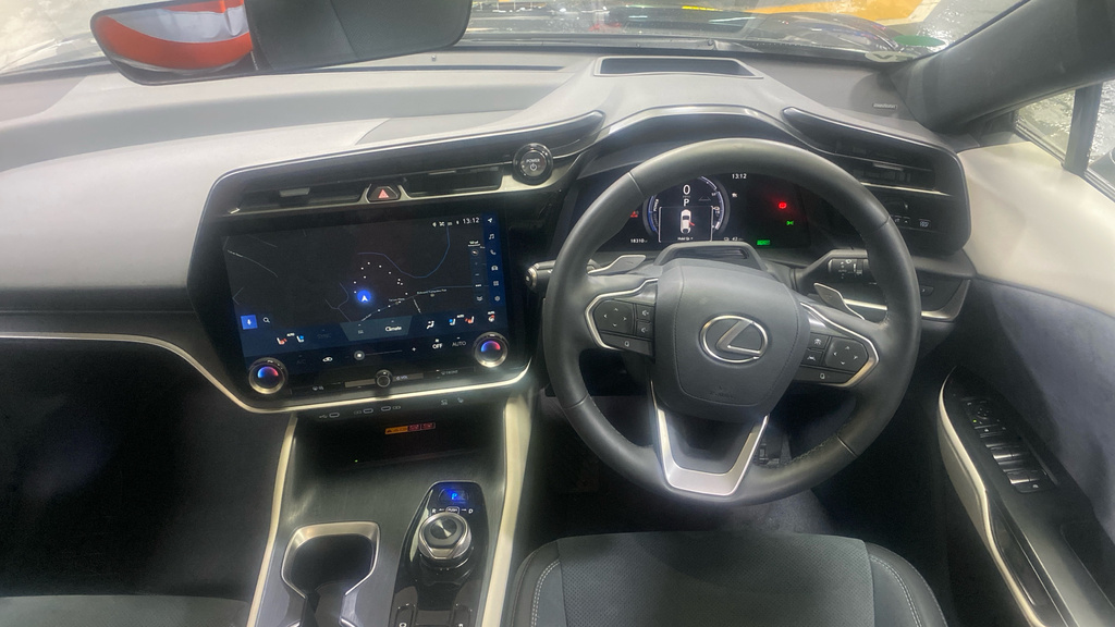 Lexus RZ 450E 230Kw Direct4 Takumi 71 Kwh Grey #5
