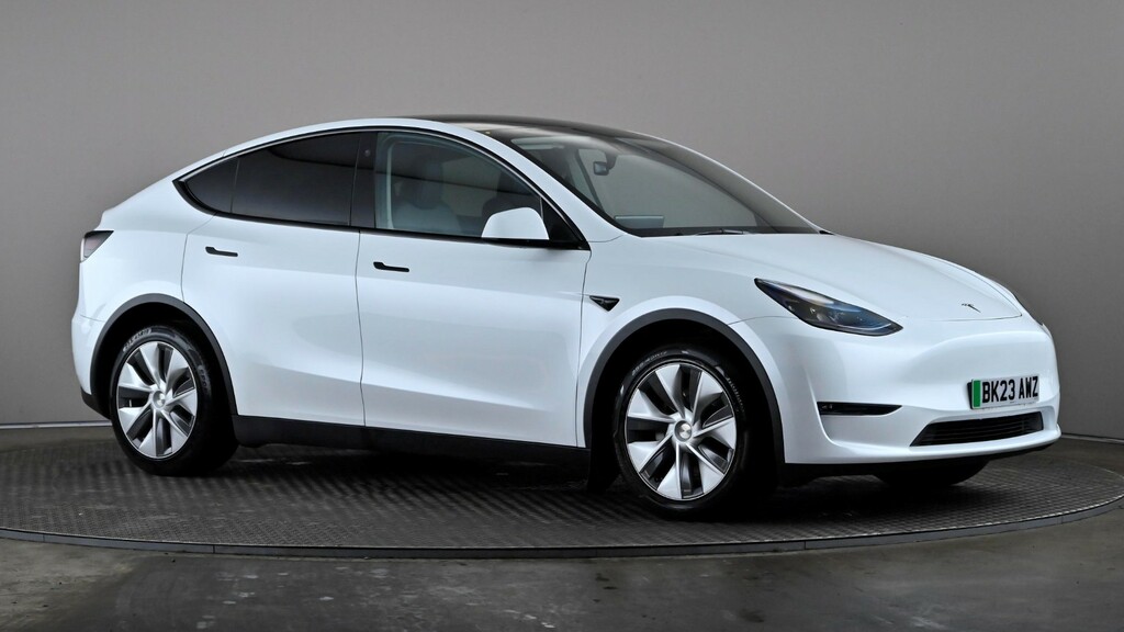 Tesla Model Y Long Range Awd White