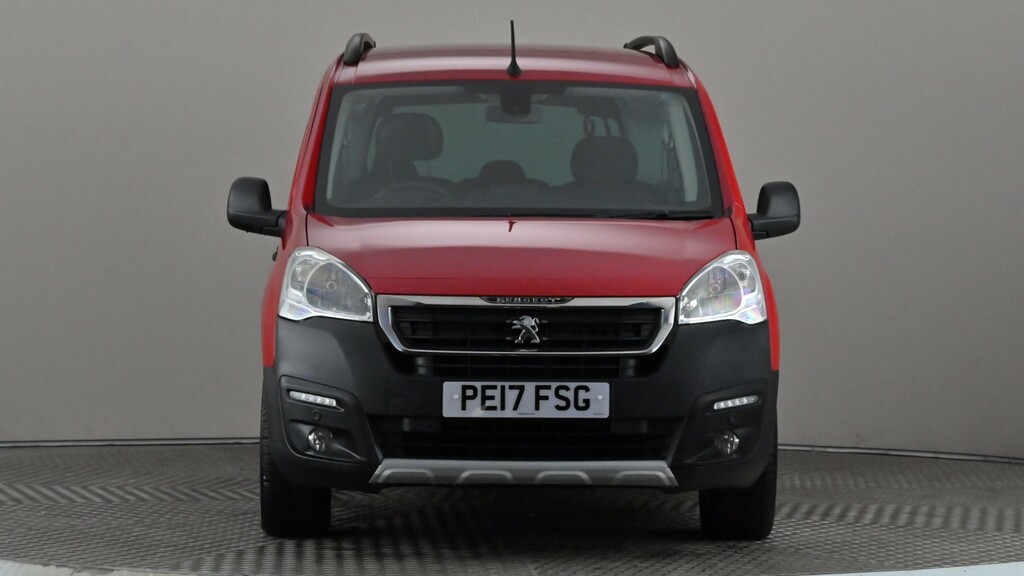 Peugeot Partner Tepee 1.2 Puretech 110 Outdoor Red #2