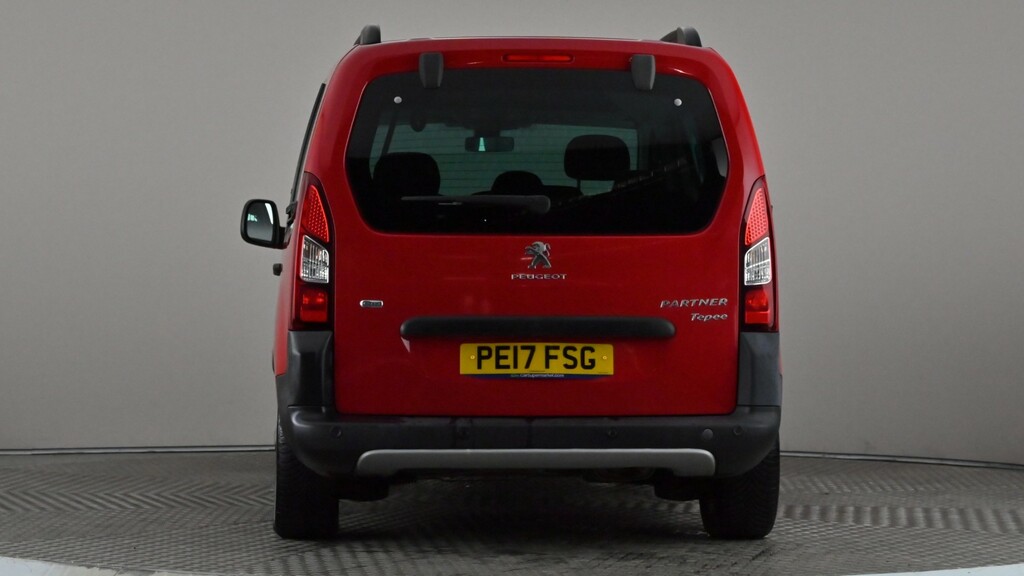 Peugeot Partner Tepee 1.2 Puretech 110 Outdoor Red #5