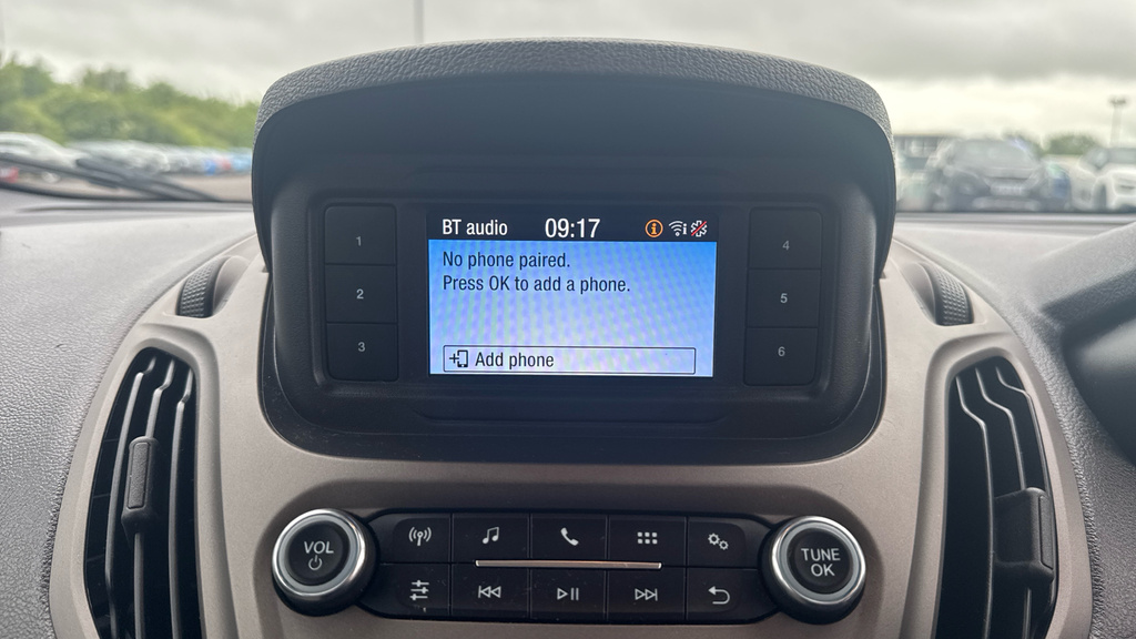 Ford Tourneo Courier Diesel Blue #23