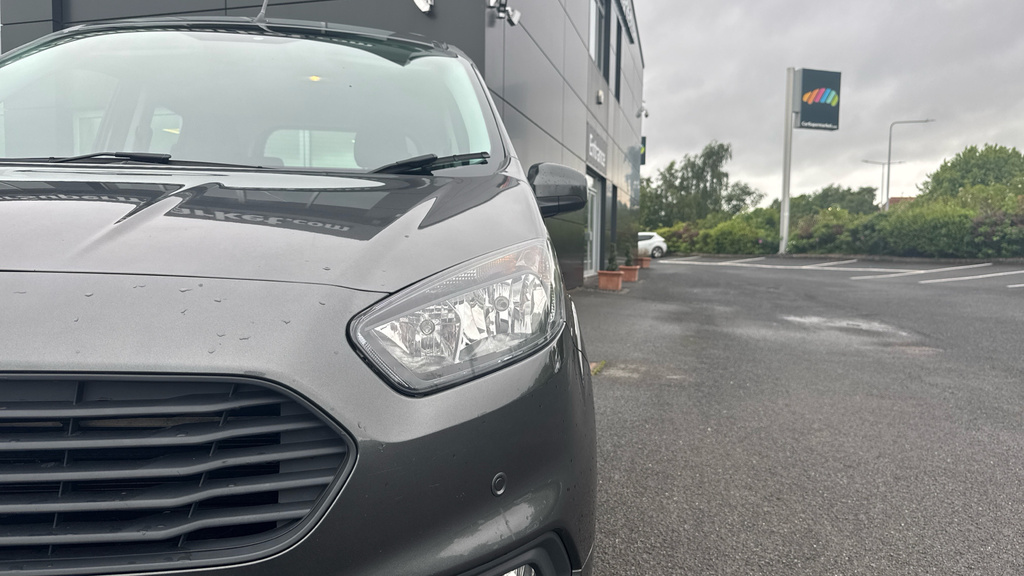 Ford Tourneo Courier Diesel Blue #10