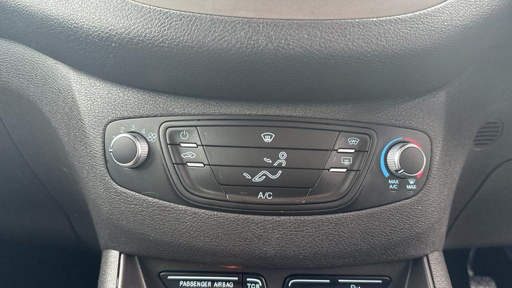 Ford Tourneo Courier Diesel Blue #28