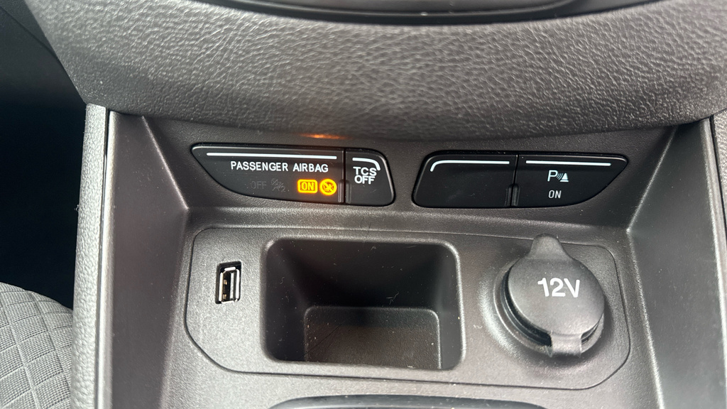 Ford Tourneo Courier Diesel Blue #29