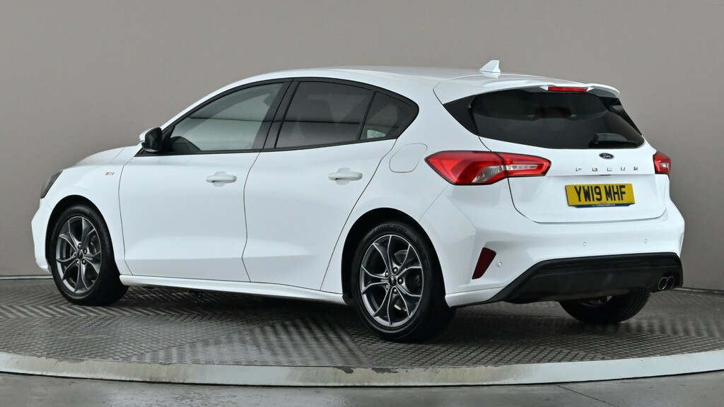 Ford Focus 1.0 Ecoboost 125 St-line Nav White #4