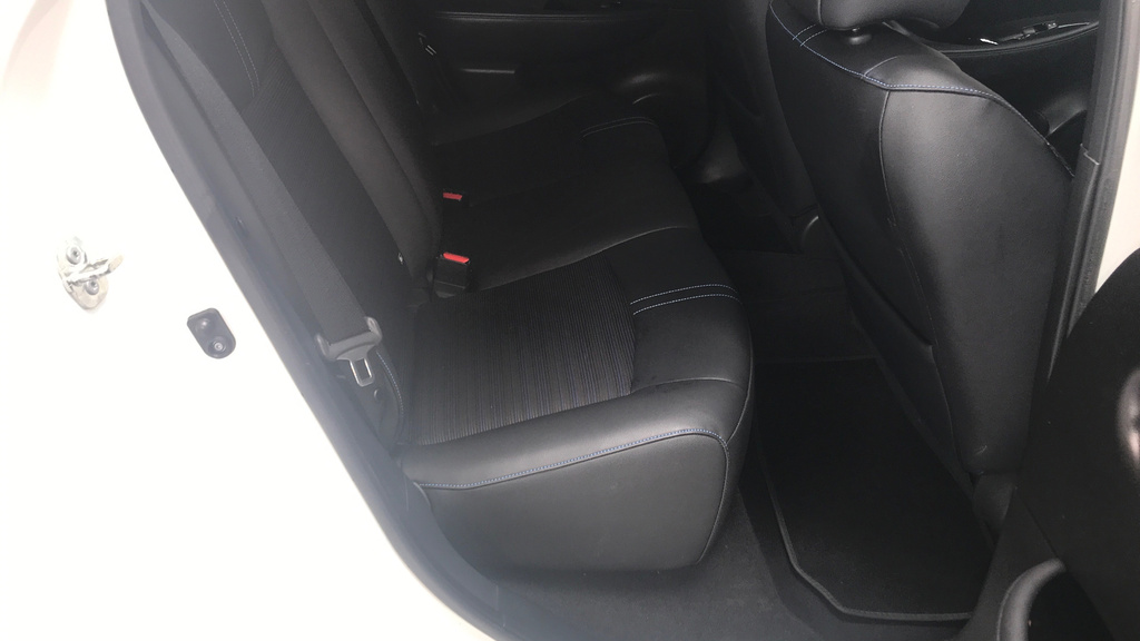 Nissan Leaf 160Kw E N-connecta 59Kwh Red #22