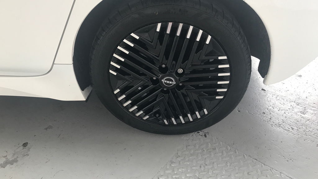 Nissan Leaf 160Kw E N-connecta 59Kwh Red #13