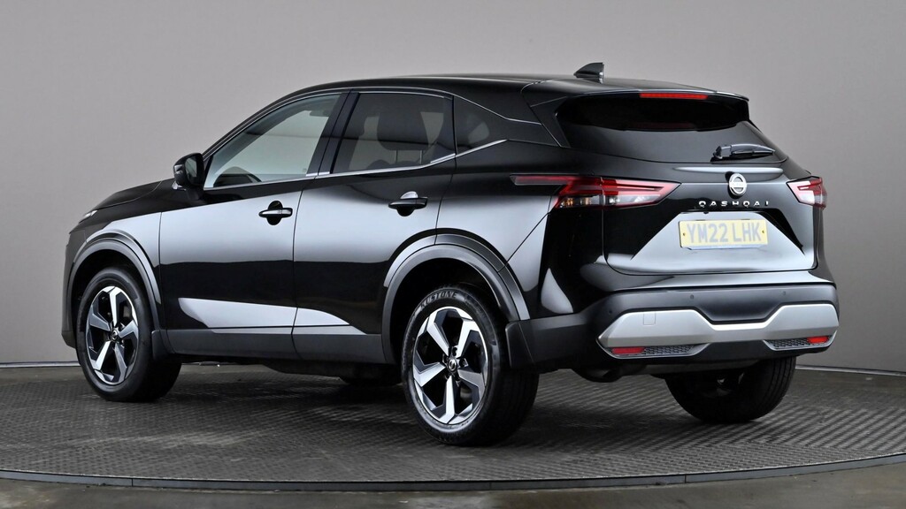 Nissan Qashqai 1.3 Dig-t Mh N-connecta Black #4