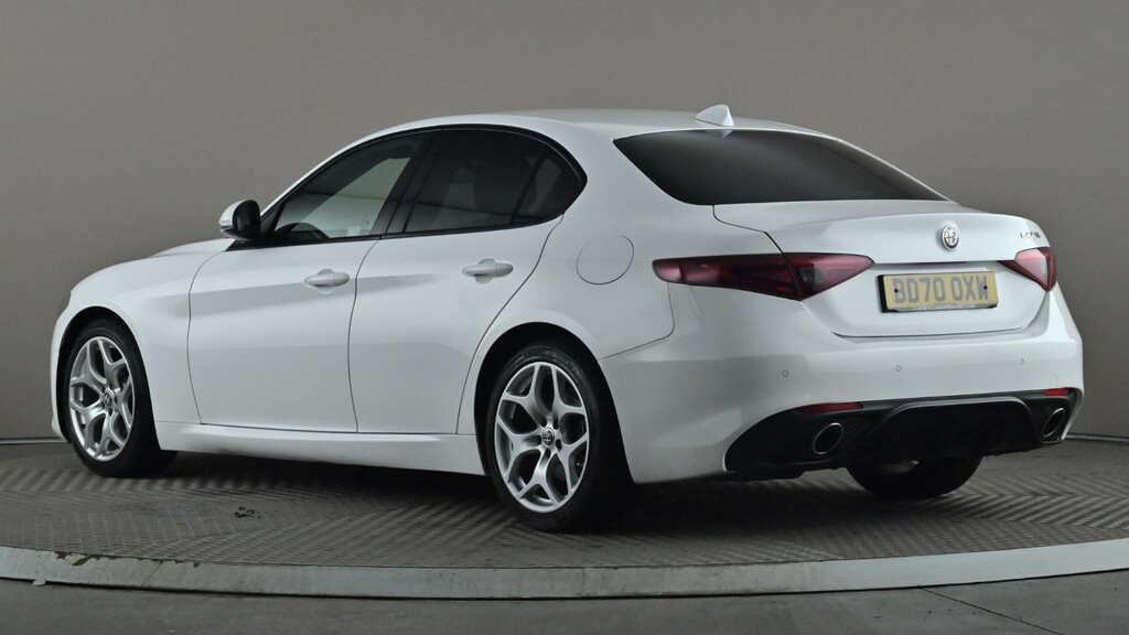 Alfa Romeo Giulia 2.2 Jtdm-2 190 Speciale White #4
