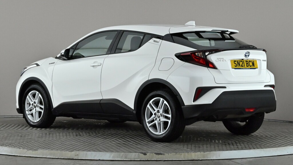 Toyota C-Hr 1.8 Hybrid Icon Cvt White #4