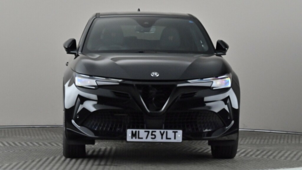 Alfa Romeo Junior 1.2 Turbo Ibrida Intensa Black #2