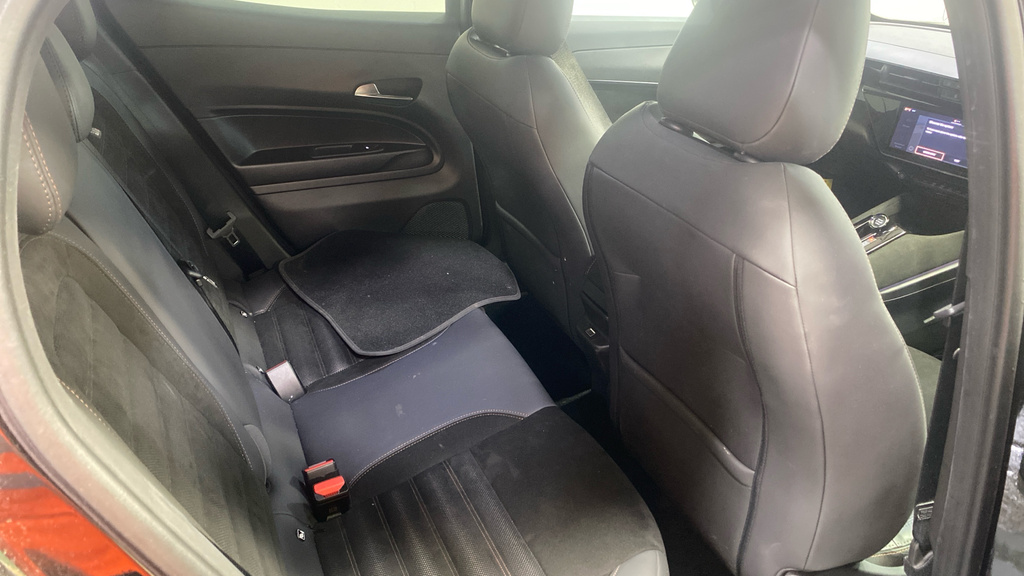 Alfa Romeo Junior 1.2 Turbo Ibrida Intensa Black #5
